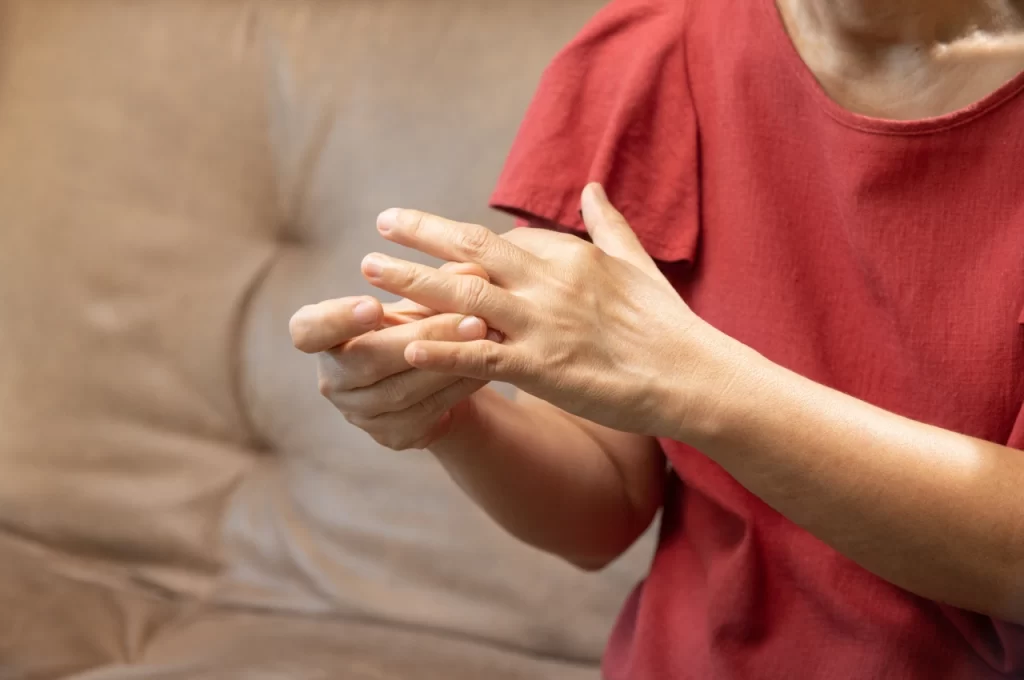 Rheumatoid Arthritis, Causes of Rheumatoid Arthritis, Symptoms of Rheumatoid Arthritis, Physical Examination, Therapy and Exercise, Diagnosis and Treatment
